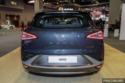 Cận cảnh mẫu xe chạy nhiên liệu hydro Hyundai Nexo tại lễ ra mắt 3 Cận cảnh mẫu xe chạy nhiên liệu hydro Hyundai Nexo tại lễ ra mắt a3