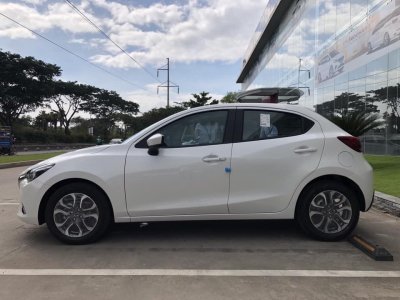 Chính thức: Giá xe Mazda 2 2019 từ 509 triệu đồng và 7 bản tại Việt Nam a4