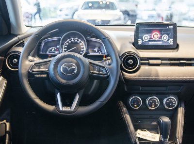 Mazda 2 2019 vừa có giá bán kèm bảng giá phụ kiện đắt đỏ tại Việt Nam a2