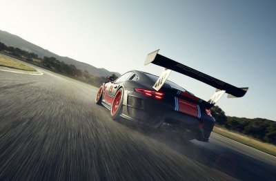 Porsche 911 GT2 RS phiên bản Clubsport: Mạnh mẽ như xe đua 16 Porsche 911 GT2 RS phiên bản Clubsport: Mạnh mẽ như xe đua a16