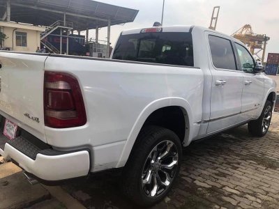 Ram 1500 Limited 2019 lần đầu đến Việt Nam, giá hơn 4 tỷ 3