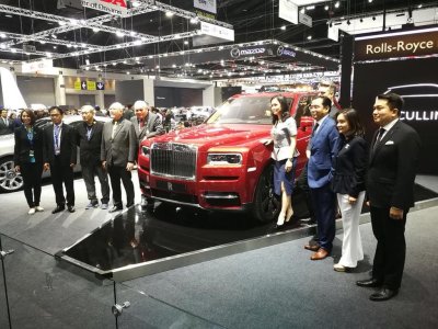 SUV Rolls-Royce Cullinan chốt giá 23 tỷ đồng tại Thái Lan a1