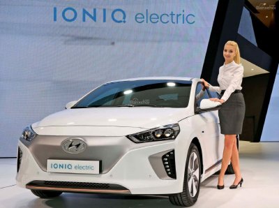 11 tháng đầu năm 2018: Doanh số xe Hyundai và Kia bùng nổ - 1