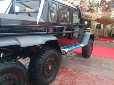 Ngắm Mercedes-Benz G63 AMG 6x6 biển "tứ quý" 8 của đại gia Campuchia a4