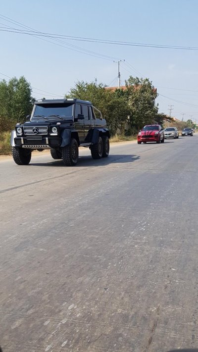 Ngắm Mercedes-Benz G63 AMG 6x6 biển "tứ quý" 8 của đại gia Campuchia a8