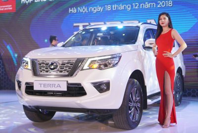 Vừa ra mắt, Nissan Terra 2019 đã giảm giá tại Việt Nam a1