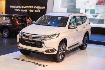 Top SUV ăn khách nhất Việt Nam năm 2018: Hyundai Santa Fe khó lòng đánh bại Toyota Fortuner 9 Top SUV ăn khách nhất Việt Nam năm 2018: Hyundai Santa Fe khó lòng đánh bại Toyota Fortuner 10