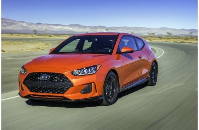 Hyundai Veloster Turbo R-Spec 2019 màu cam