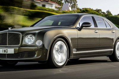 Khám phá 10 logo trên mui xe ấn tượng nhất toàn cầu - Bentley “Flying B” 1.