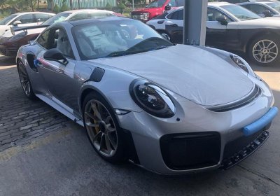 Porsche 911 GT2 RS chính hãng đầu tiên cập bến Việt Nam, giá hơn 20 tỷ a1