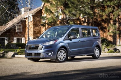 Ford Transit Connect Wagon màu xanh