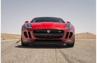 Đầu xe Jaguar F-Type R 2019