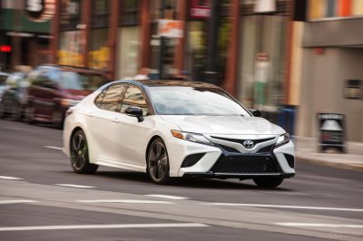 Toyota Camry 2019