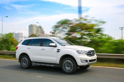 Phân khúc ô tô nào khách hàng phải mua "lạc" nhiều nhất tại Việt Nam? 6 Phân khúc ô tô nào khách hàng phải mua "lạc" nhiều nhất tại Việt Nam? a6