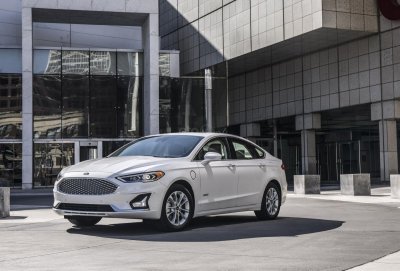 Ford Mondeo facelift ra mắt châu Âu