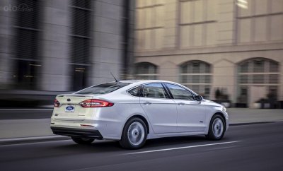 Ford Mondeo facelift ra mắt châu Âu