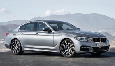 BMW 5-Series màu bạc phiên bản 2019 BMW 5-Series màu bạc phiên bản 2019...