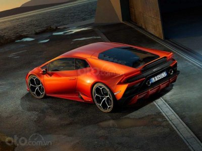 Lamborghini Huracan Evo 2019 bán ra từ 7,63 tỷ đồng