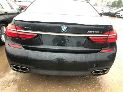 Bộ đôi xe sang BMW M760Li và 750Li 2019 cập cảng, chuẩn bị ra mắt khách Việt a2