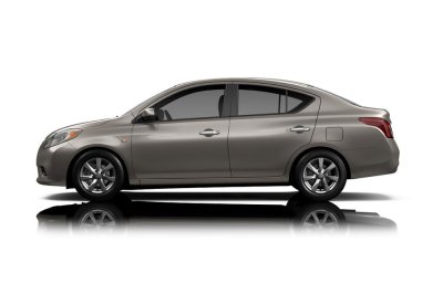 Bảng giá xe hạng B tháng trước Tết: Toyota Vios ưu đãi, Hyundai Accent tăng giá 10