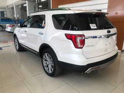 Sau Tết, giá xe Ford Explorer niêm yết bất ngờ tăng gần 100 triệu đồng a2