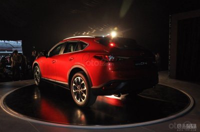 Mazda CX-4 bản Trung Quốc - ảnh 7 Mazda CX-4 đuôi xe 2