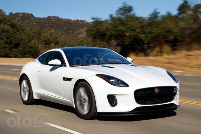 Jaguar F-Type SVR 2019 Jaguar F-Type SVR 2019 màu trắng
