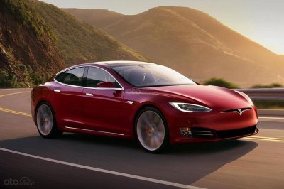Tesla Model S P100D 2018 Tesla Model S P100D 2018 màu đỏ
