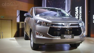 Toyota Innova Crysta G Plus - ảnh 2 Toyota Innova Crysta G Plus