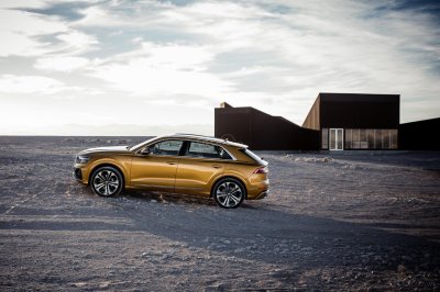 Chiếc Audi Q8 đầu tiên vừa về Việt Nam có gì đặc biệt? a5