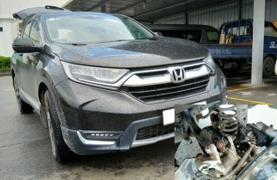 Honda CR-V 7 chỗ từng dính lùm xùm về tình trạng gỉ sét Honda CR-V 7 chỗ từng dính lùm xùm về tình trạng gỉ sét a1