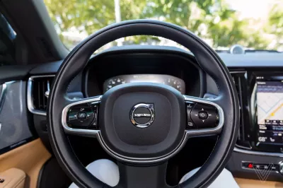 Volvo giới hạn tốc độ ở 180 km/h Volvo giới hạn tốc độ ở 180 km/h a1