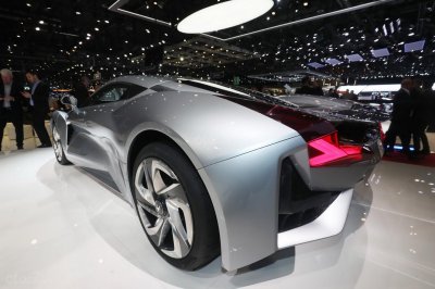 Hình ảnh BAIC ArcFox GT tại Geneva 2019 - 1 Hình ảnh BAIC ArcFox GT tại Geneva 2019 - 1