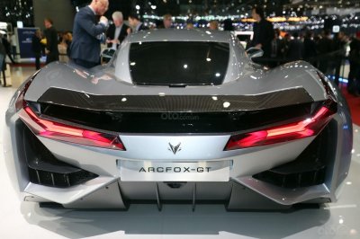 Hình ảnh BAIC ArcFox GT tại Geneva 2019 - 2 Hình ảnh BAIC ArcFox GT tại Geneva 2019 - 2