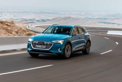 Xe điện Audi E-Tron đầu xe