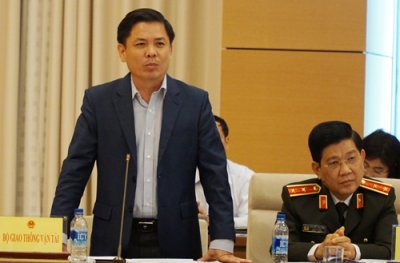 Bộ trưởng Nguyễn Văn Thể tại phiên giải trình với Ủy ban Tư pháp Bộ trưởng Nguyễn Văn Thể
