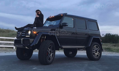 Kylie Jenner thể hiện cá tính với chiếc Mercedes-Benz G-Class...