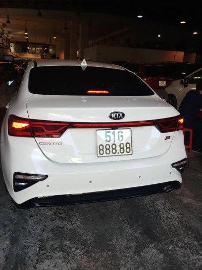 Kia Cerato 2019 biển ngũ quý 8 được rao bán 3 tỷ đồng? a3