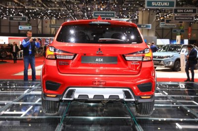 [Geneva 2019] Mitsubishi Outlander Sport 2020 ấn tượng