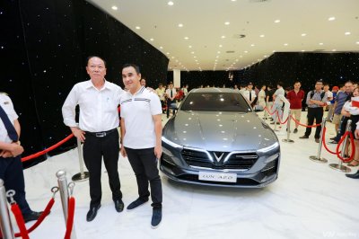 Những chiêu bài bán hàng “đánh nhanh thắng nhanh” của VinFast 3 Những chiêu bài bán hàng “đánh nhanh thắng nhanh” của VinFast3aa