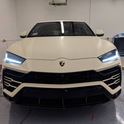Lamborghini Urus của Kanye West được độ ngoại và nội thất Lamborghini Urus của Kanye West