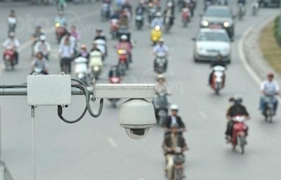 Hàng loạt tuyến đường đã được lắp đặt camera phạt nguội tại Hà Nội...