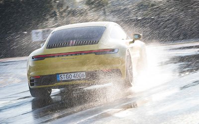 Porsche 911 thế hệ mới có thêm chế độ lái xe trên đường trượt nước 2 Porsche 911 thế hệ mới có thêm chế độ lái xe trên đường trượt nước2aa