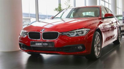 BMW 320i 2019...