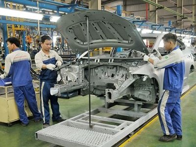Xuất khẩu ô tô - tham vọng lớn gặp khó của doanh nghiệp Việt Xuất khẩu ô tô - tham vọng lớn gặp khó của doanh nghiệp Việt a1