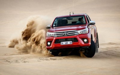 Ô tô đắt khách nhất tại 7 nước châu Á, có chiếc ế ẩm tại Việt Nam a1 Toyota Hilux tại Nhật Bản