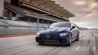 Mercedes-AMG GT 4-door Mercedes-AMG GT 4-door đầu xe