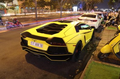 Lamborghini Aventador LP700-4 độ Vorsteiner sở hữu hệ thống ống xả độ FI Ống xả Lamborghini Aventador LP700-4 độ Vorsteiner
