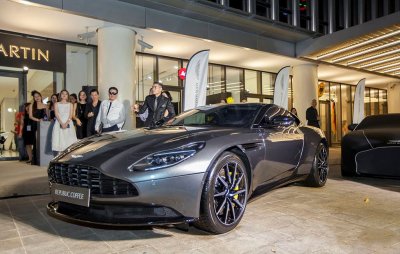 Danh tính 3 đại gia Việt sở hữu siêu xe Aston Martin chính hãng đầu tiên tại Việt Nam 10 Danh tính 3 đại gia Việt sở hữu siêu xe Aston Martin chính hãng đầu tiên tại Việt Nam10gg