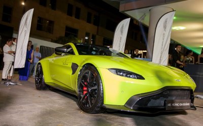 Danh tính 3 đại gia Việt sở hữu siêu xe Aston Martin chính hãng đầu tiên tại Việt Nam 9 Danh tính 3 đại gia Việt sở hữu siêu xe Aston Martin chính hãng đầu tiên tại Việt Nam9ass